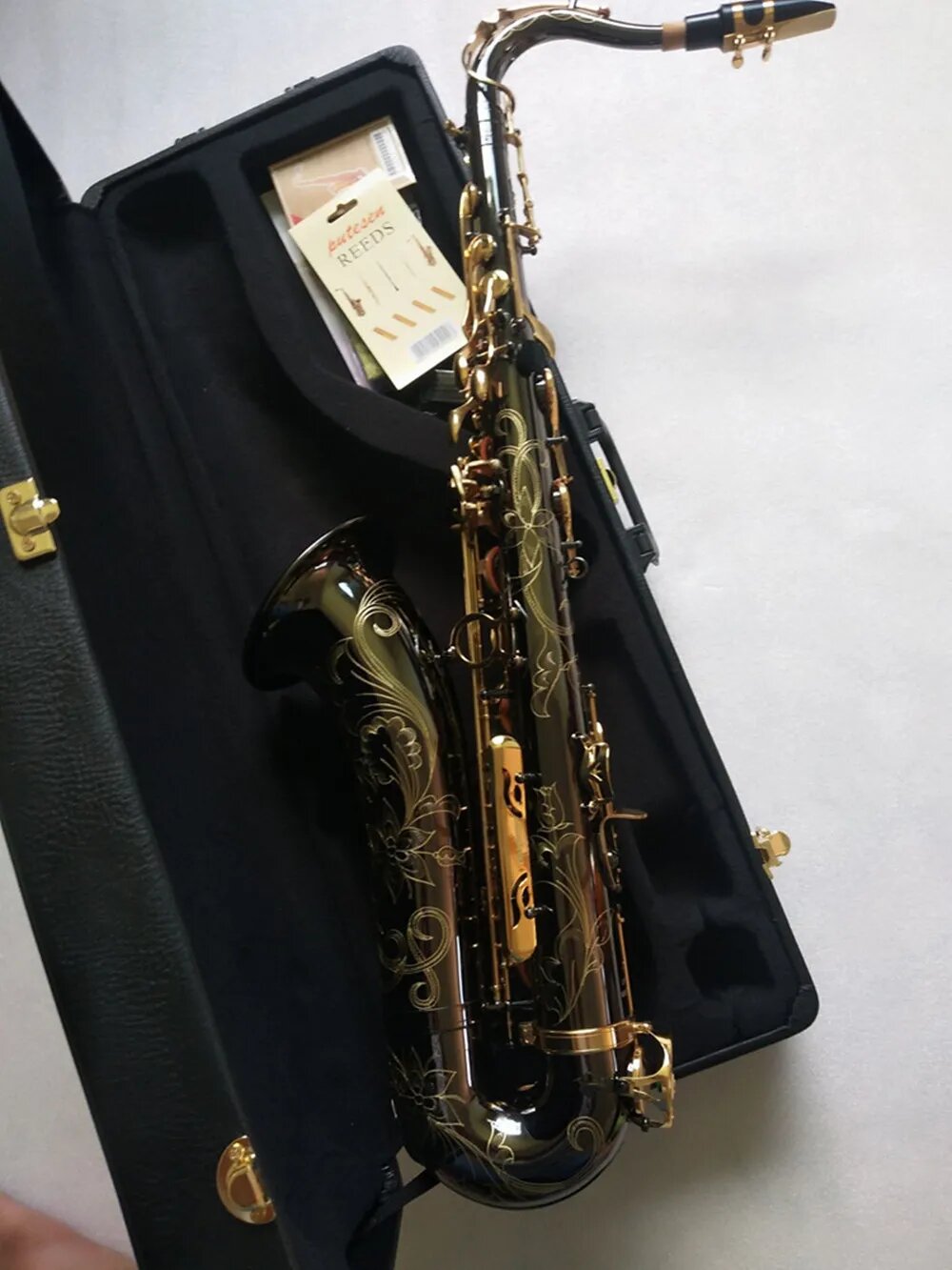 Novo saxofone tenor bb plano j - Musical Instrument In Japanese avaliação e preço